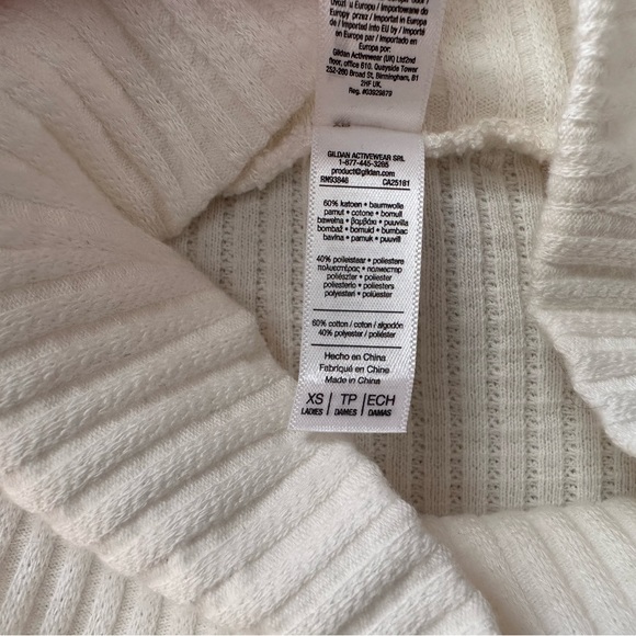 American Apparel Rib Long Sleeve Crop Turtleneck - Picture 5 of 7